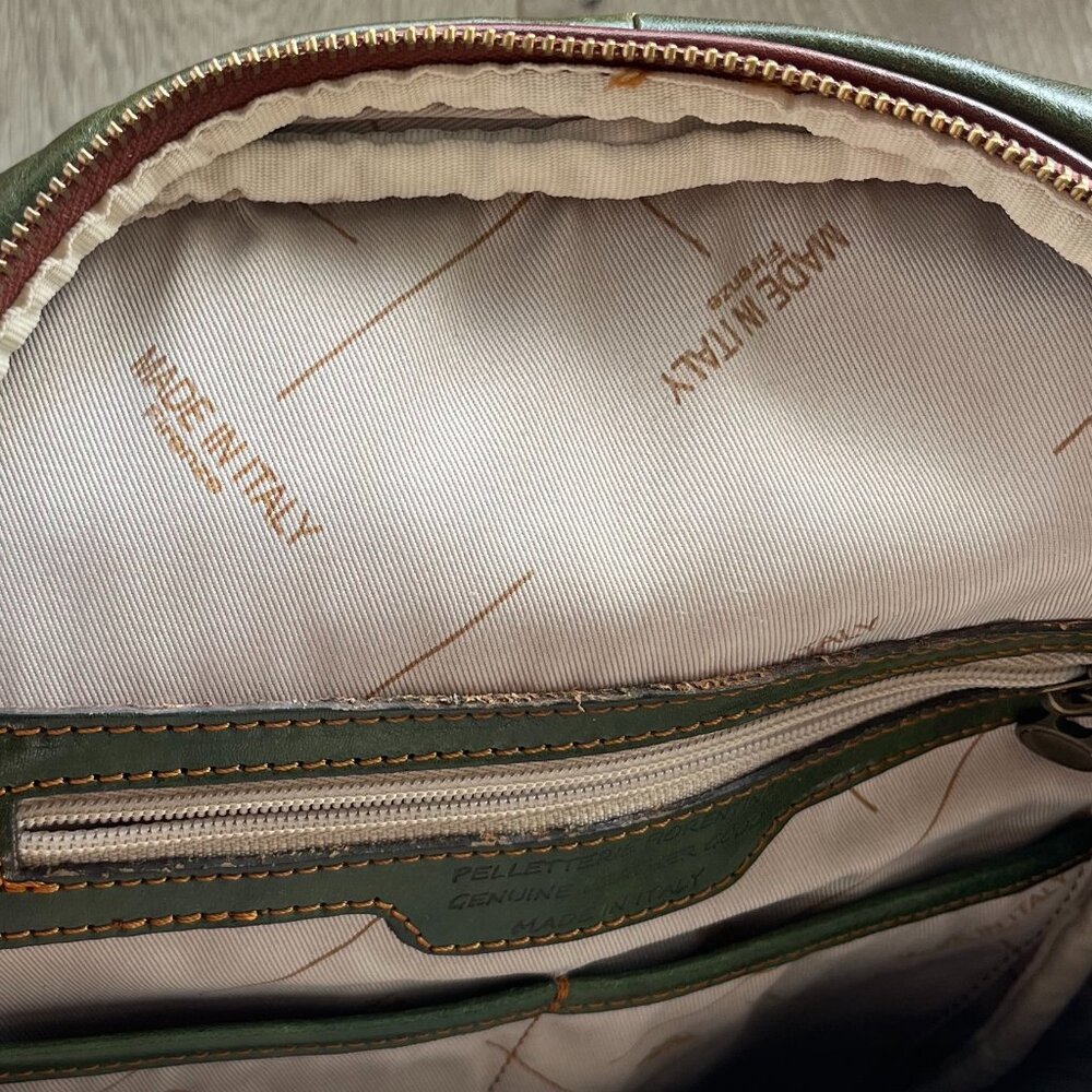 Florentine Leather Backpack - Authentic - Picture 5 of 7